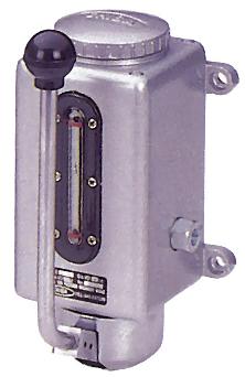 OIL LUBRICATION PUMP:  350CC CAPACITY LEVER ACTION